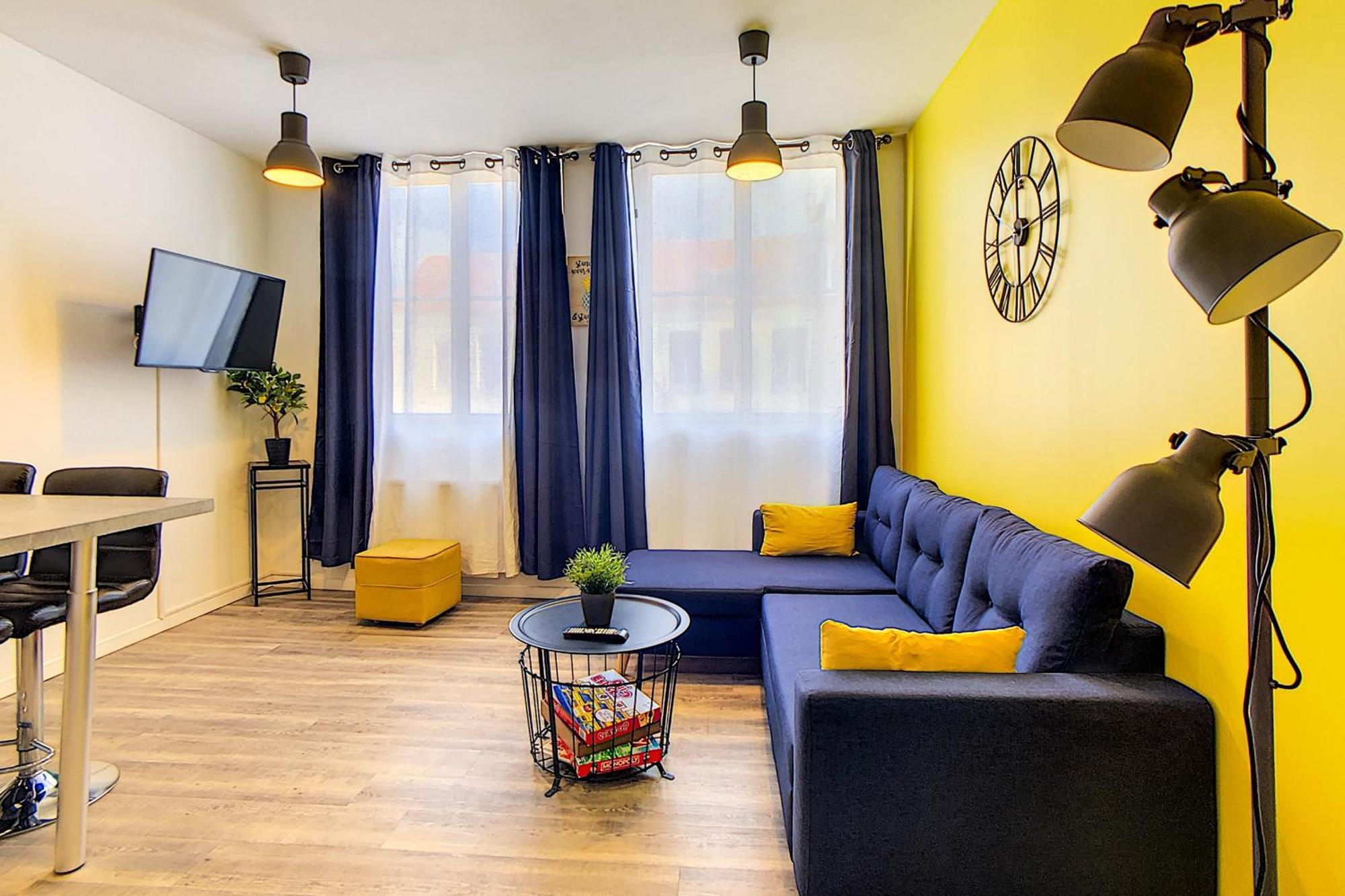 Appartement - Parking Prive Gratuit, Proche Centre-Ville Et Gare De Saint-Omer Saint-Omer (Pas-de-Calais) Eksteriør bilde