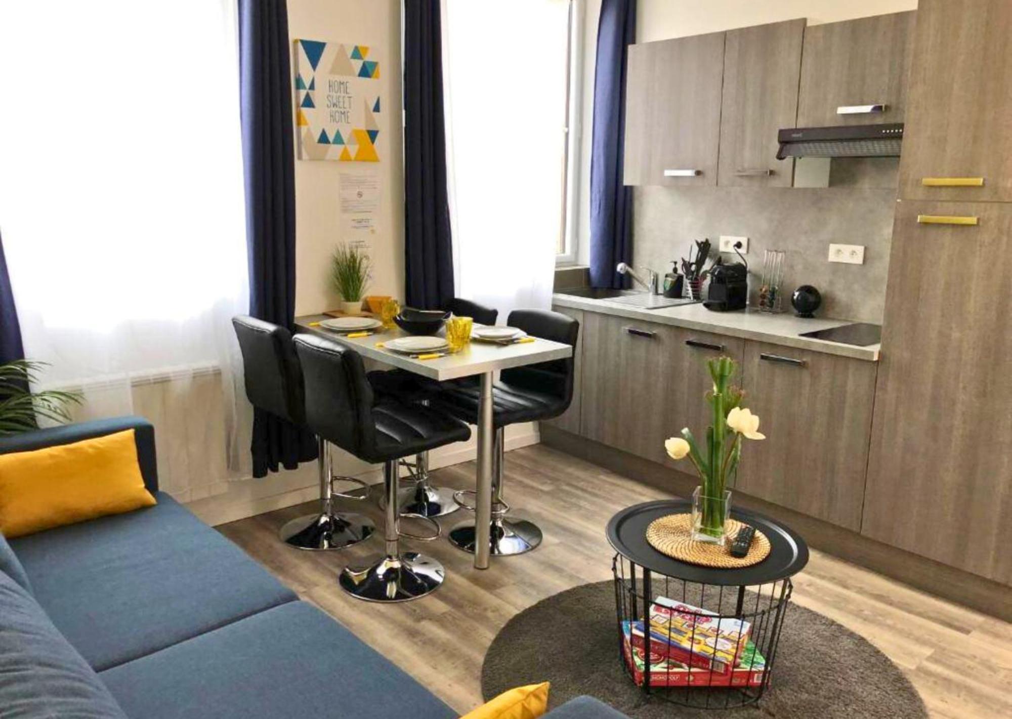 Appartement - Parking Prive Gratuit, Proche Centre-Ville Et Gare De Saint-Omer Saint-Omer (Pas-de-Calais) Eksteriør bilde
