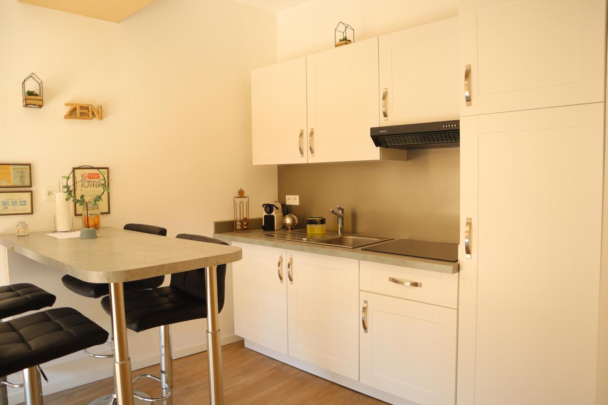 Appartement - Parking Prive Gratuit, Proche Centre-Ville Et Gare De Saint-Omer Saint-Omer (Pas-de-Calais) Eksteriør bilde