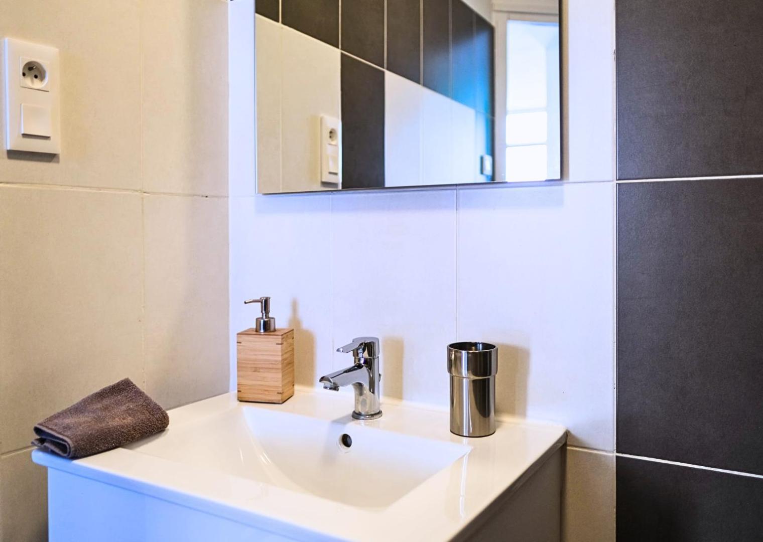 Appartement - Parking Prive Gratuit, Proche Centre-Ville Et Gare De Saint-Omer Saint-Omer (Pas-de-Calais) Eksteriør bilde