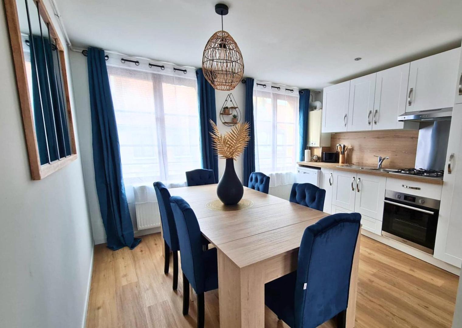 Appartement - Parking Prive Gratuit, Proche Centre-Ville Et Gare De Saint-Omer Saint-Omer (Pas-de-Calais) Eksteriør bilde